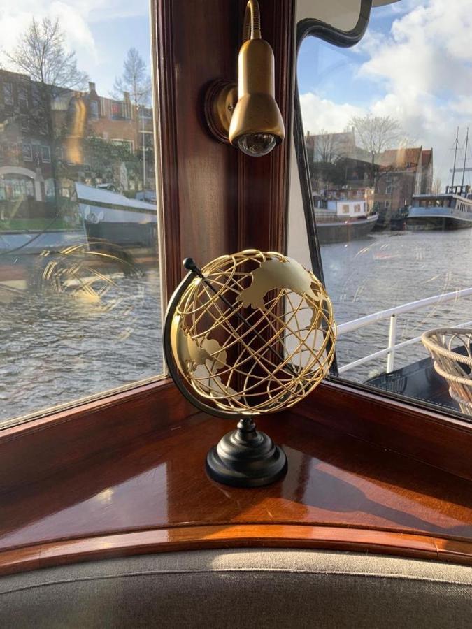 The Luxury Boat 호텔 즈볼레 외부 사진